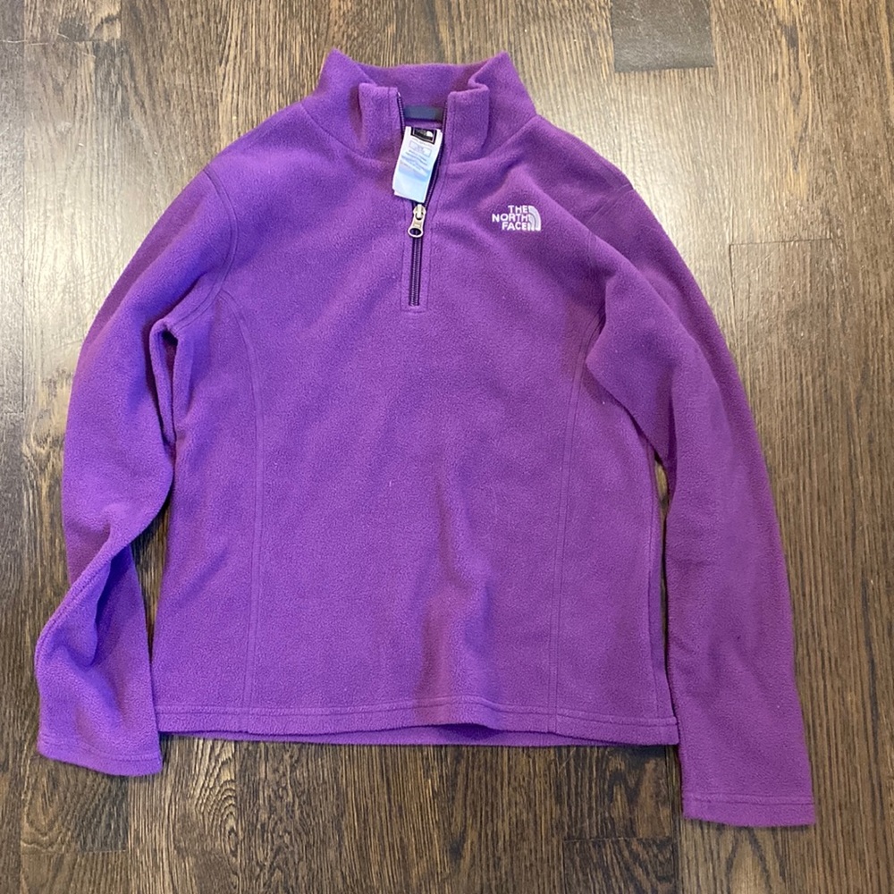 warm girls north face for skiing or winter
